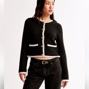 Abercrombie & Fitch Women's Black & Cream knit Jacket